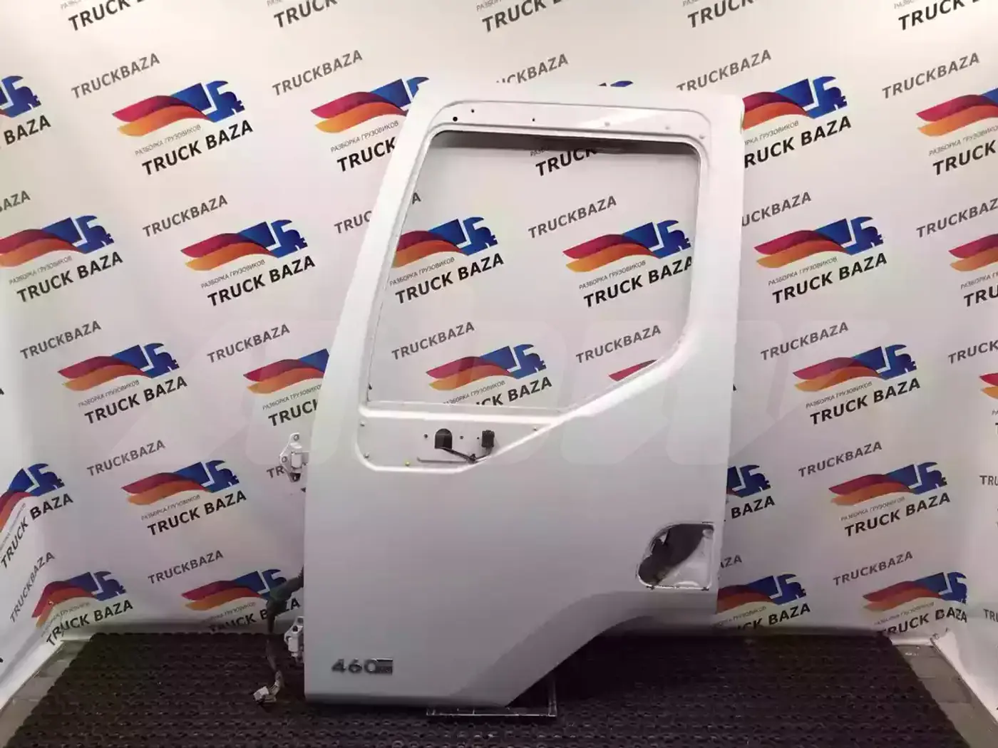 Дверь передняя левая к Renault Premium 1996