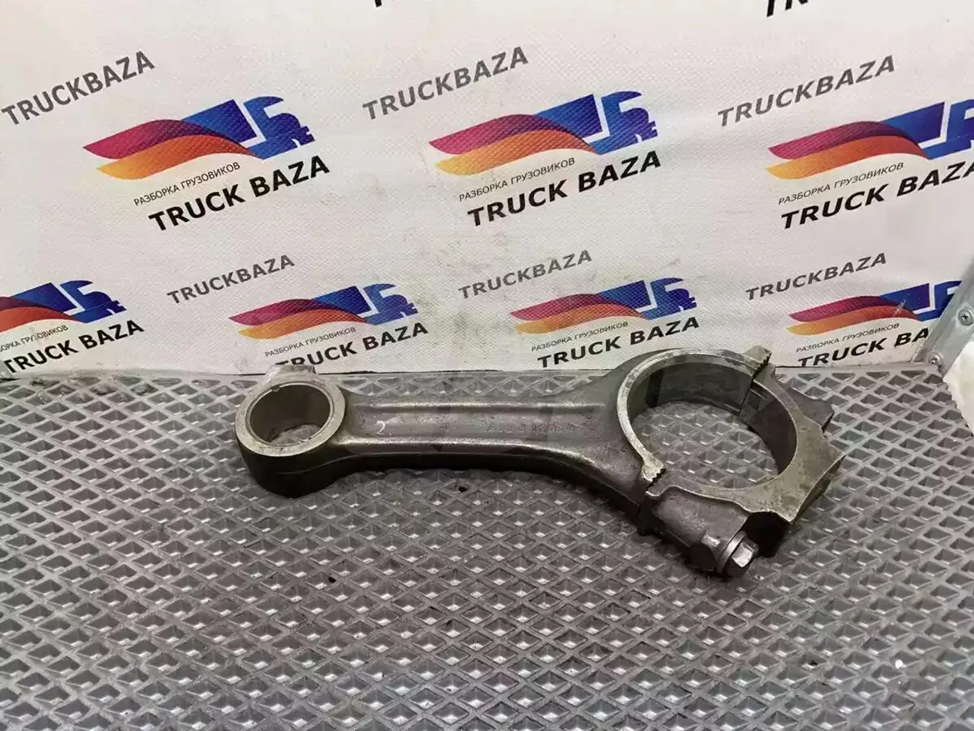 Шатун к MAN TGA 1972