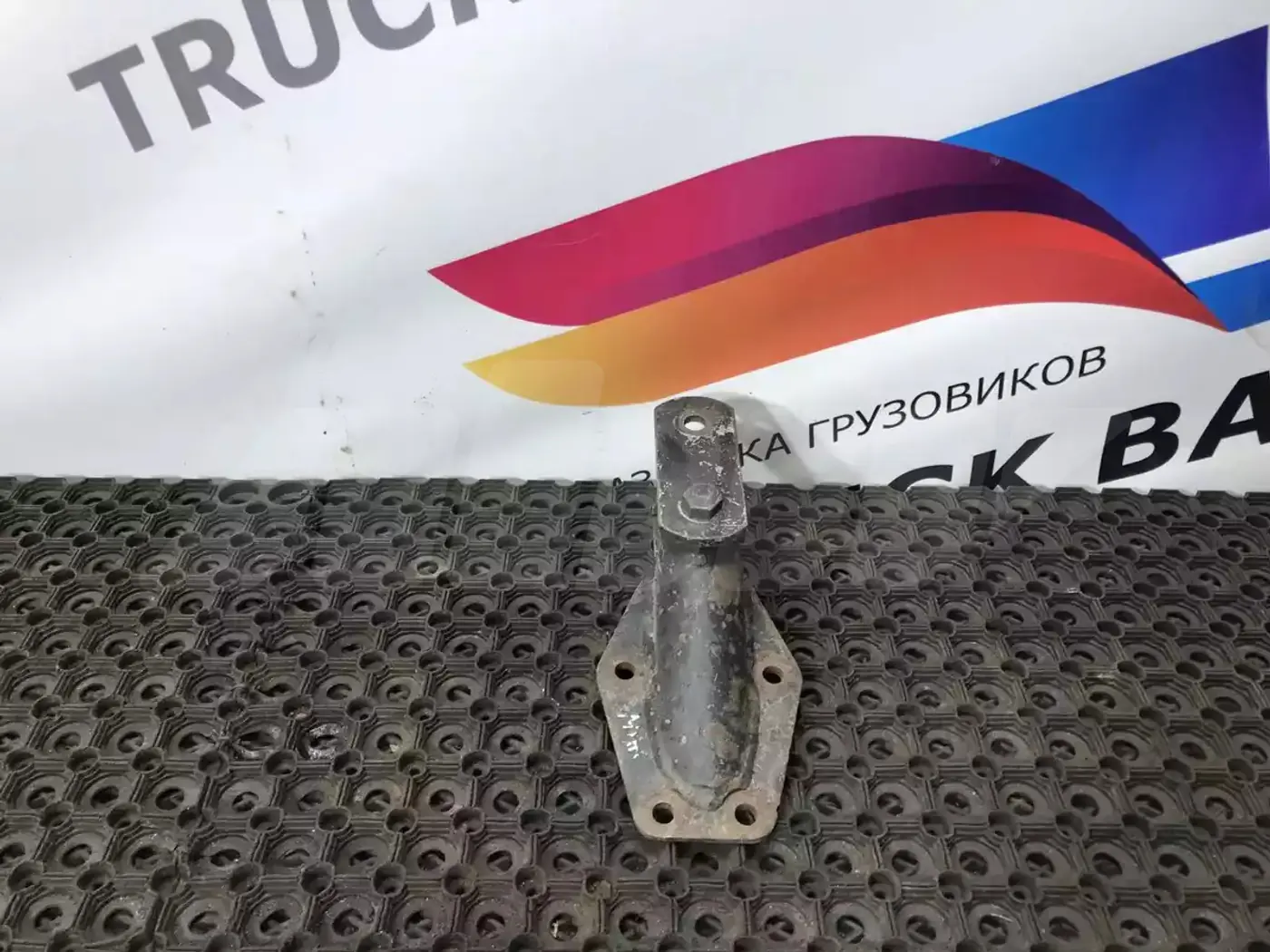 Крепления/Кронштейны к MAN F 2000 1998