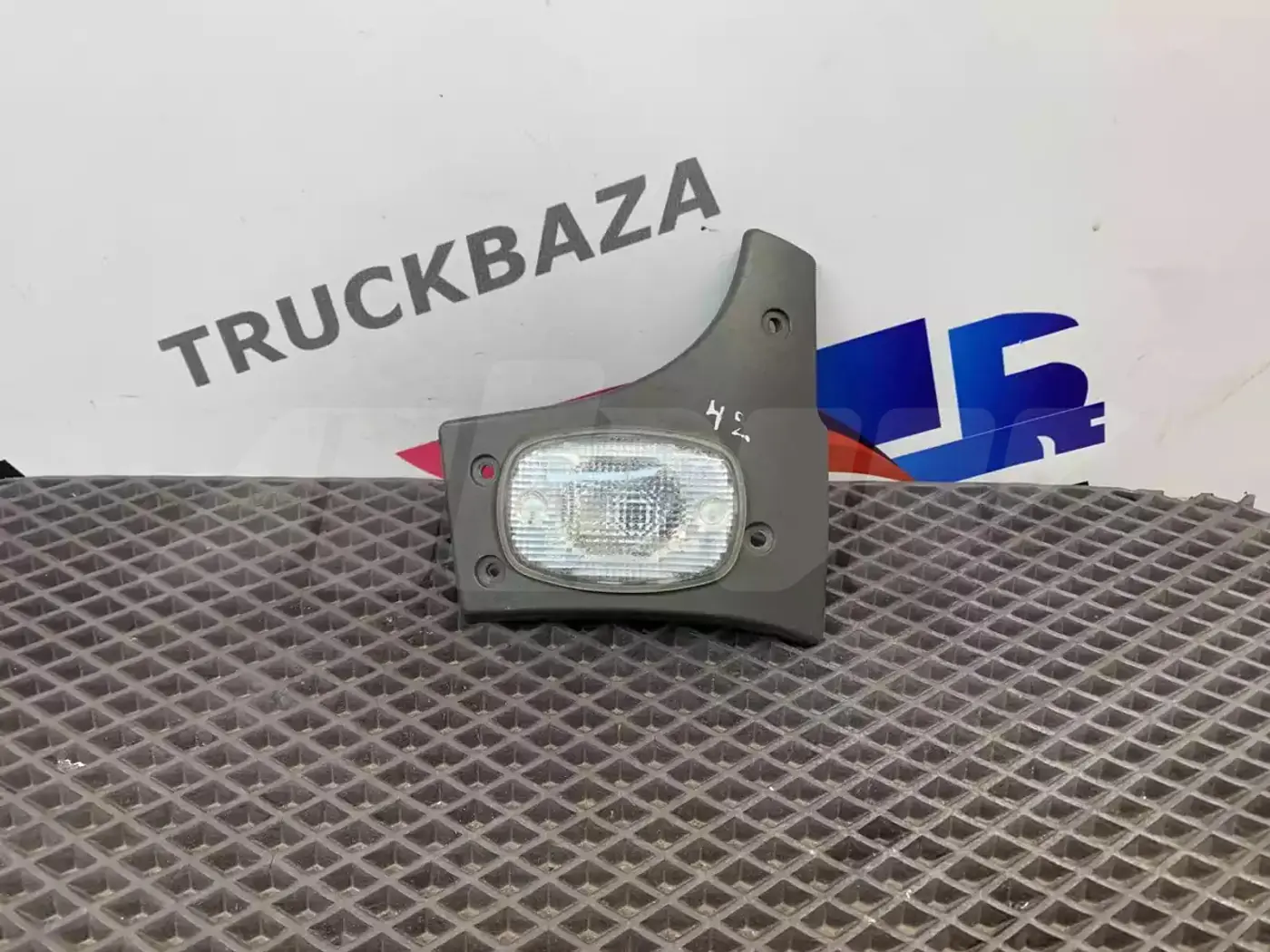 Габаритные огни к IVECO Stralis 2002