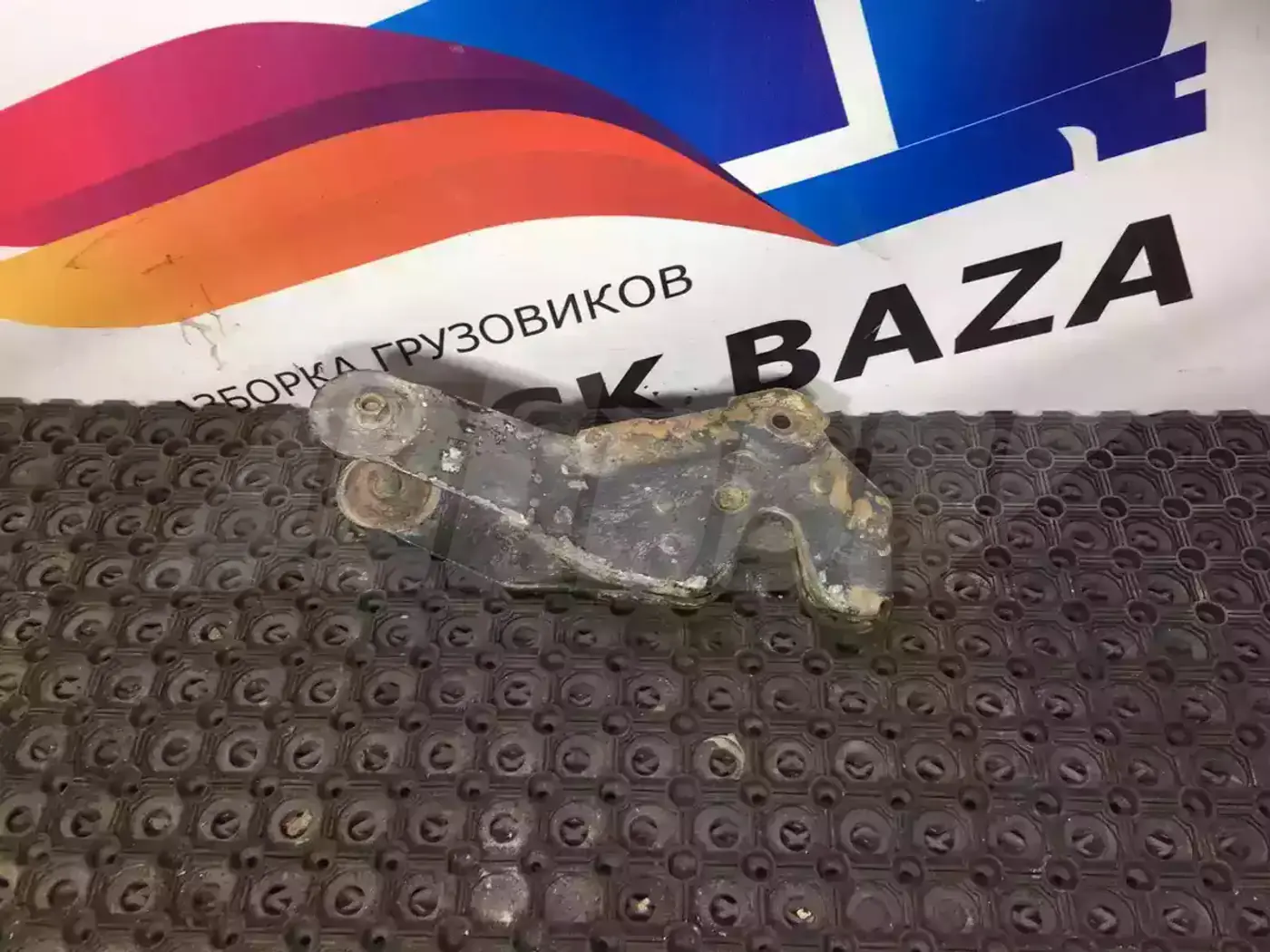 Замок двери к MAN TGX 2000
