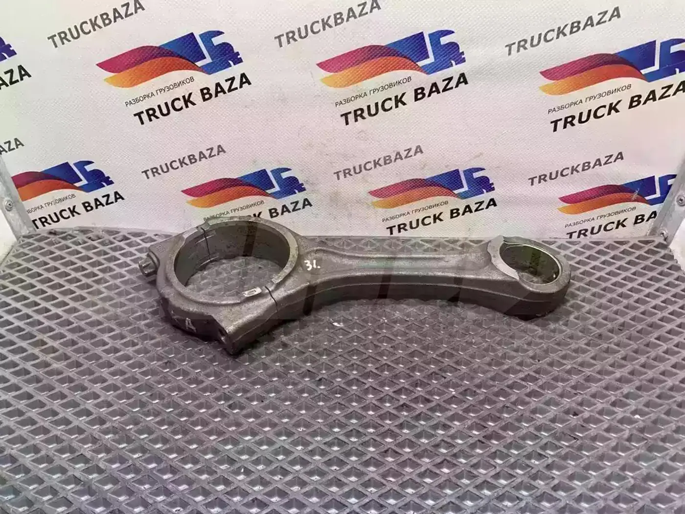 Шатун к MAN TGX 2000