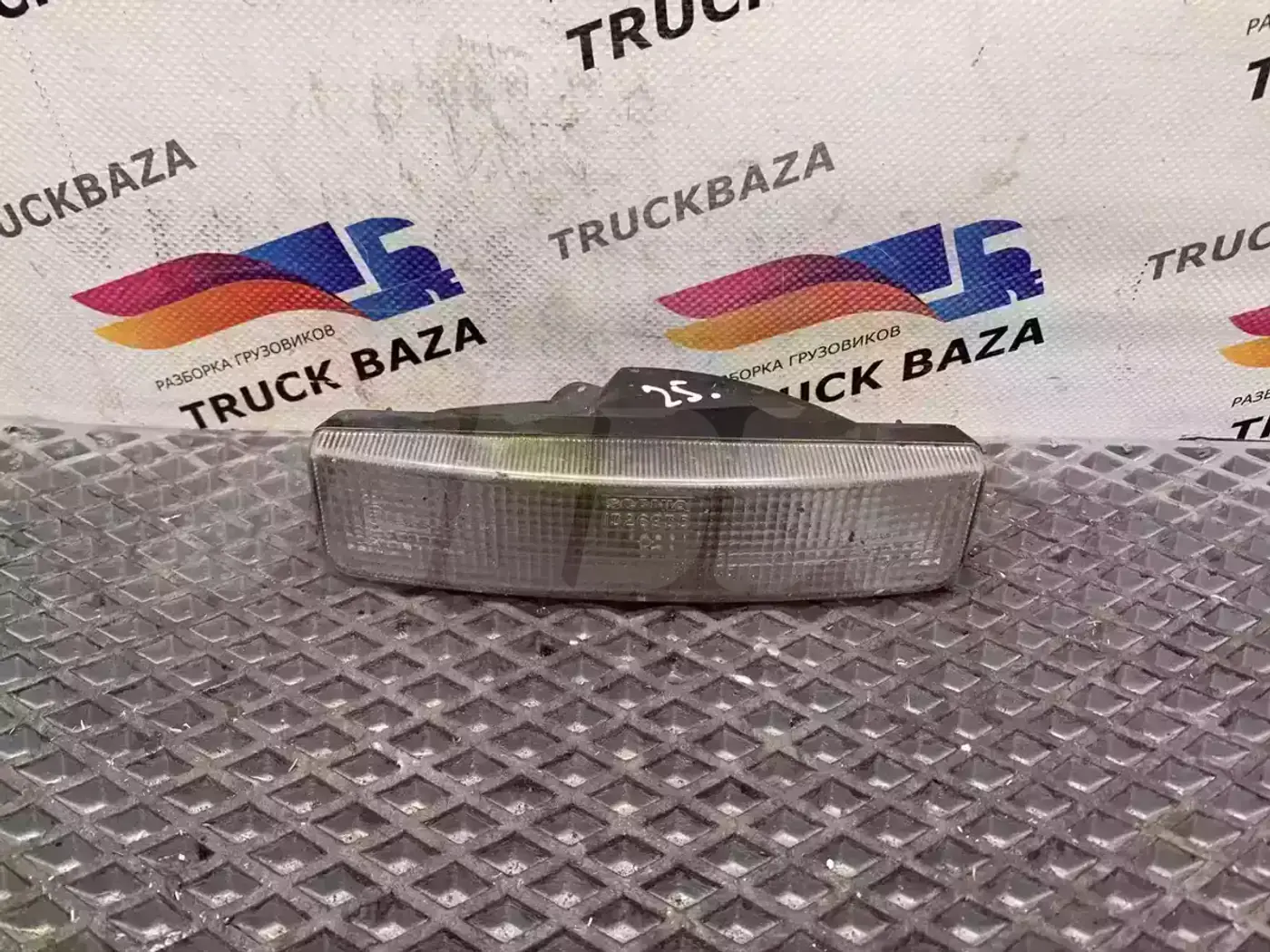 Габаритные огни к Scania  1995