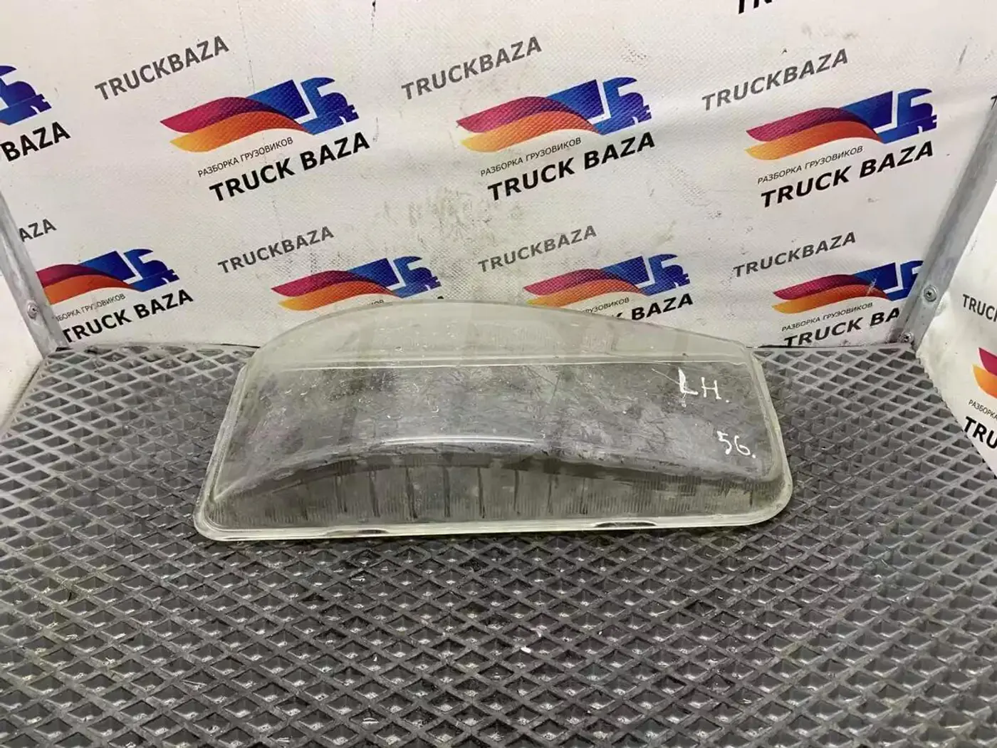 Фара левая к MAN TGA 2000