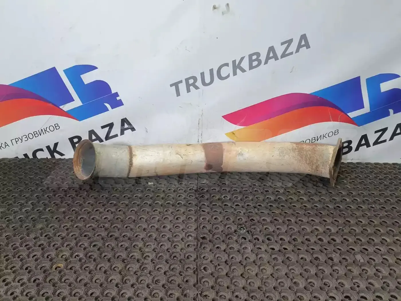Приемная труба к Renault Magnum 2001