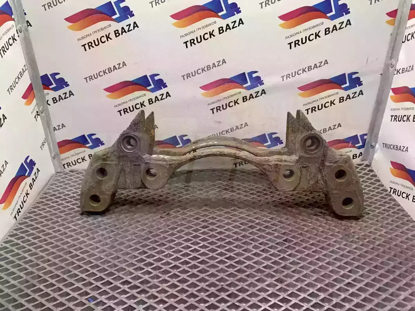Скоба суппорта к MAN TGX 2000