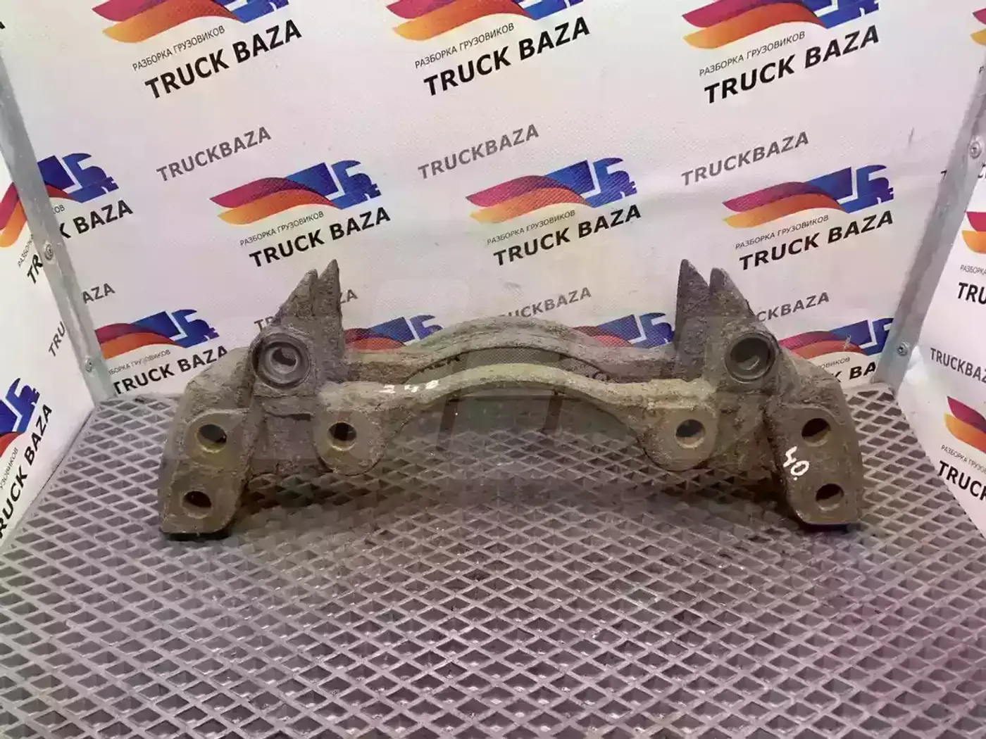 Скоба суппорта к MAN F 2000 2000