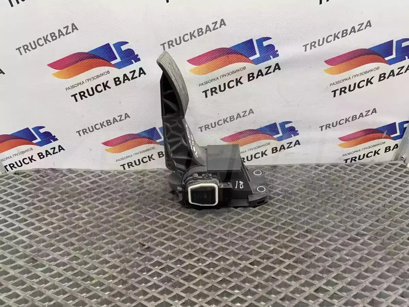 Педаль к Mercedes-Benz Actros 2008