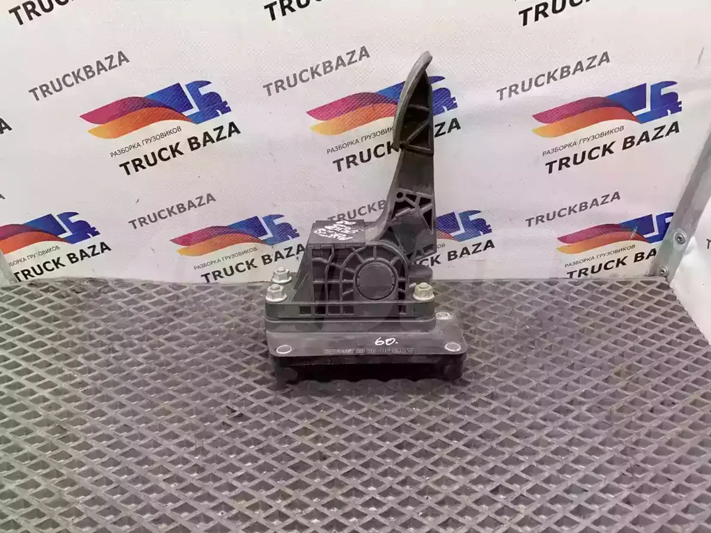 Педаль к Mercedes-Benz Axor 2008