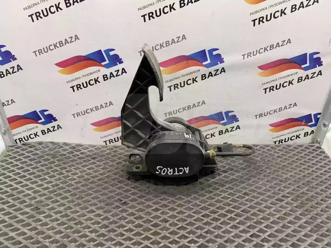 Педаль к Mercedes-Benz Actros 2008