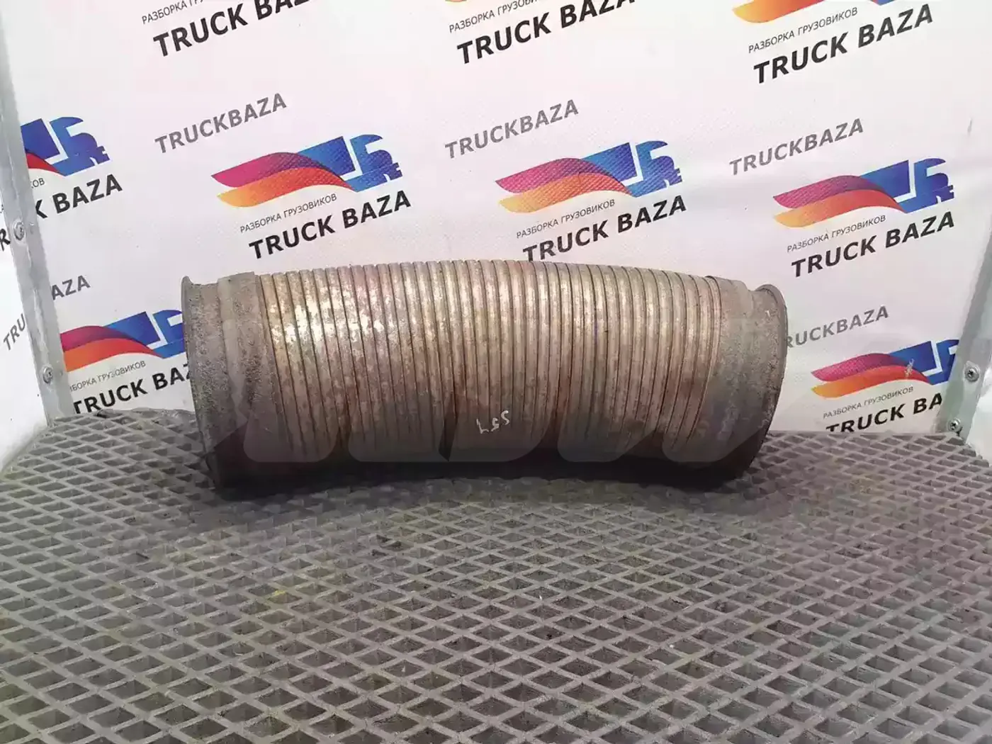 Гофра глушителя к Scania  2010