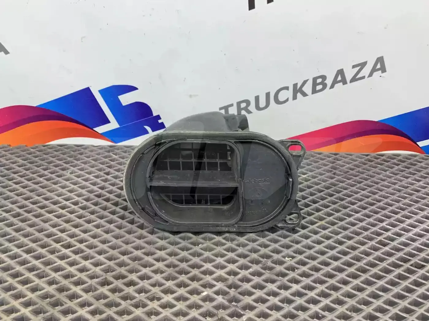 Решетка радиатора к Mercedes-Benz Actros 2002