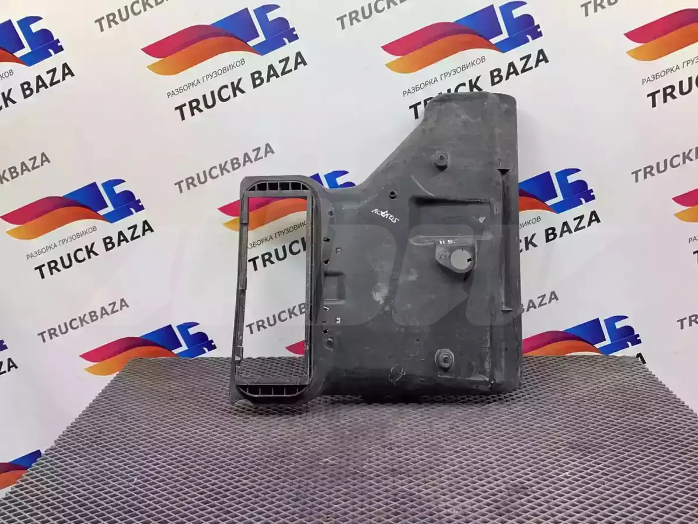 Воздушный фильтр к Mercedes-Benz Actros 2008
