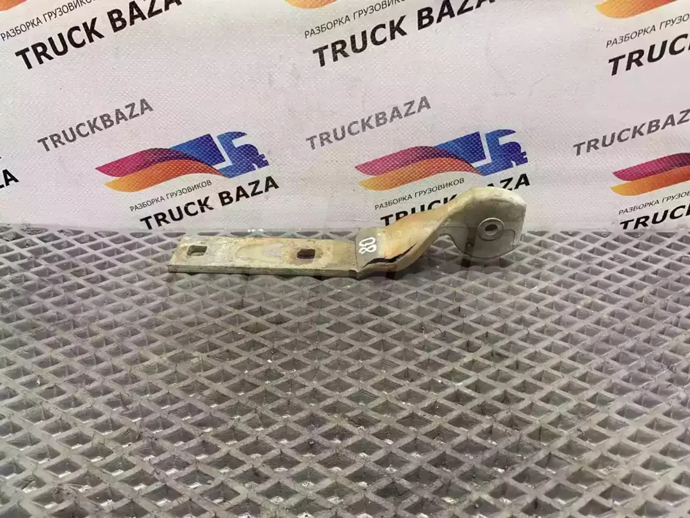 Петли к Mercedes-Benz Actros 2008