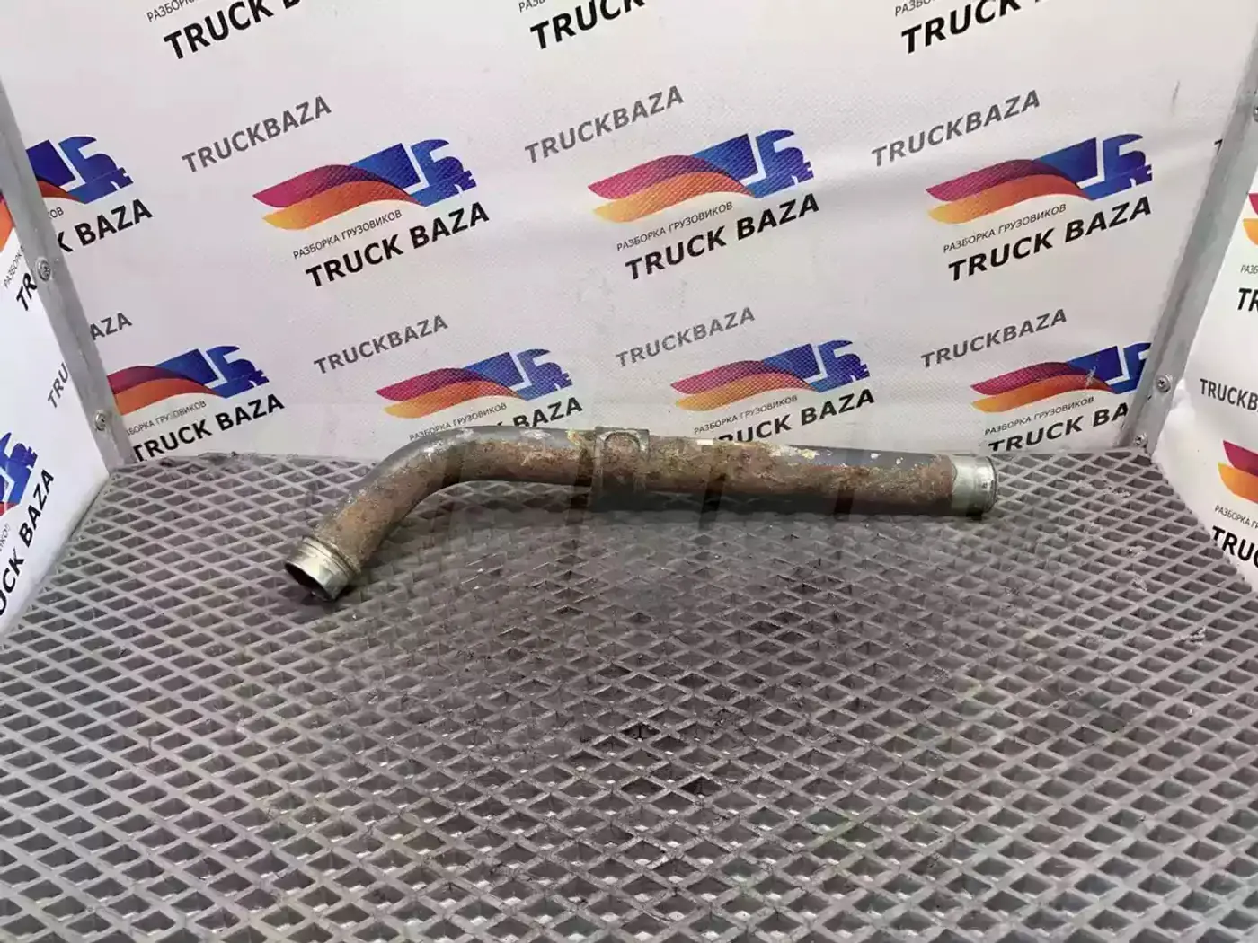 Патрубок к Scania  2010