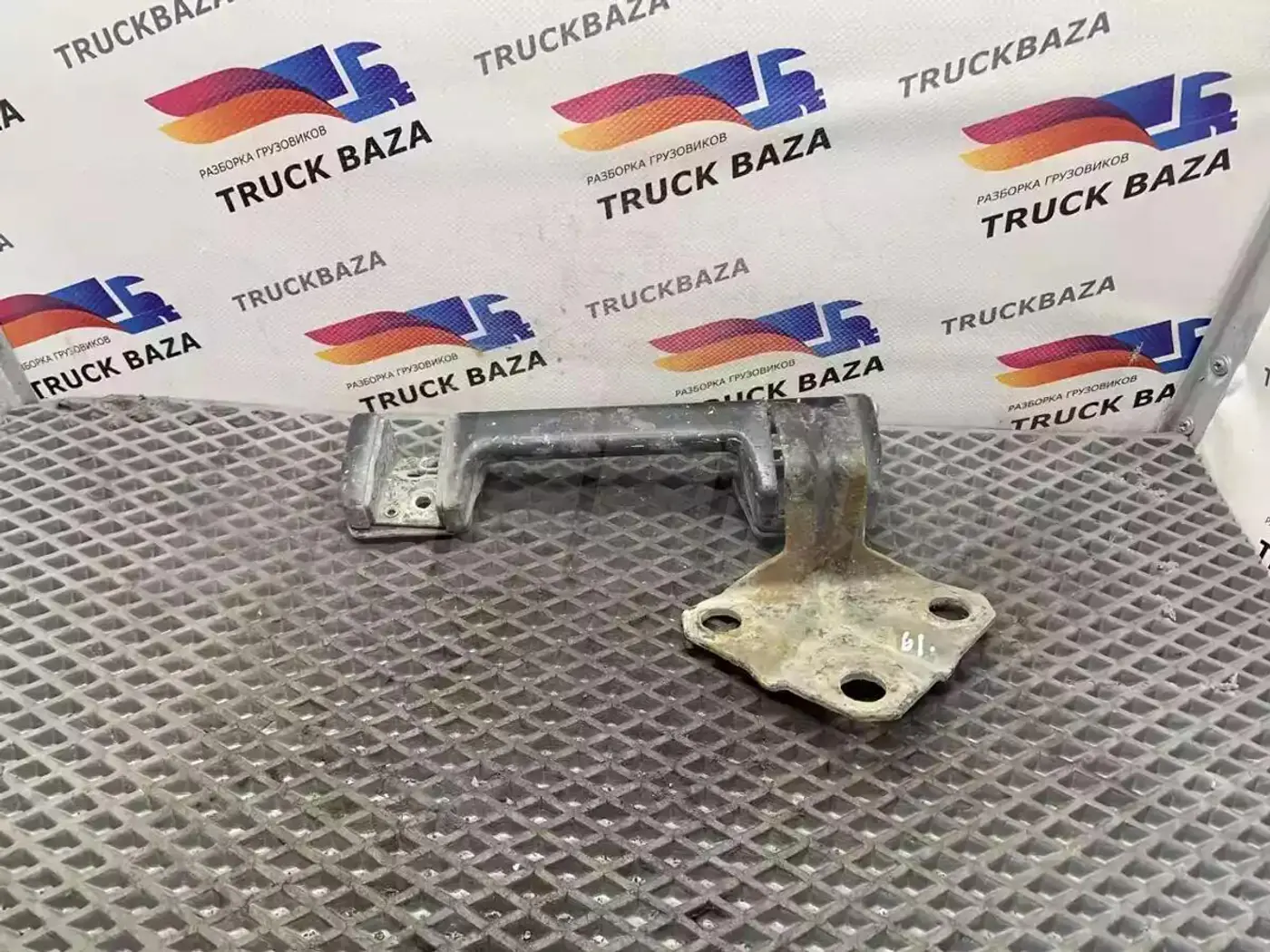 Ручка открывания капота к MAN F 2000 1998