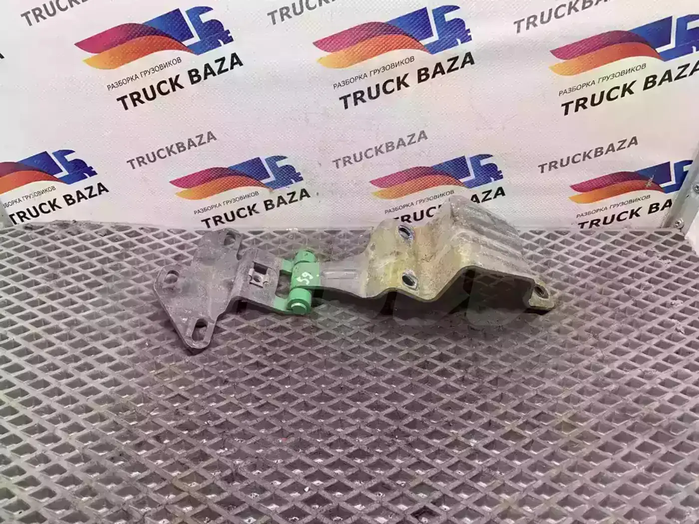 Петли к MAN TGX 2000
