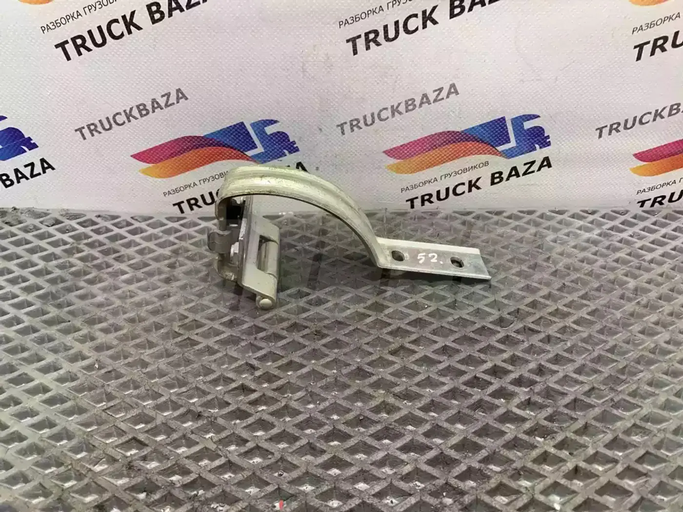 Петли к Mercedes-Benz Actros 2008