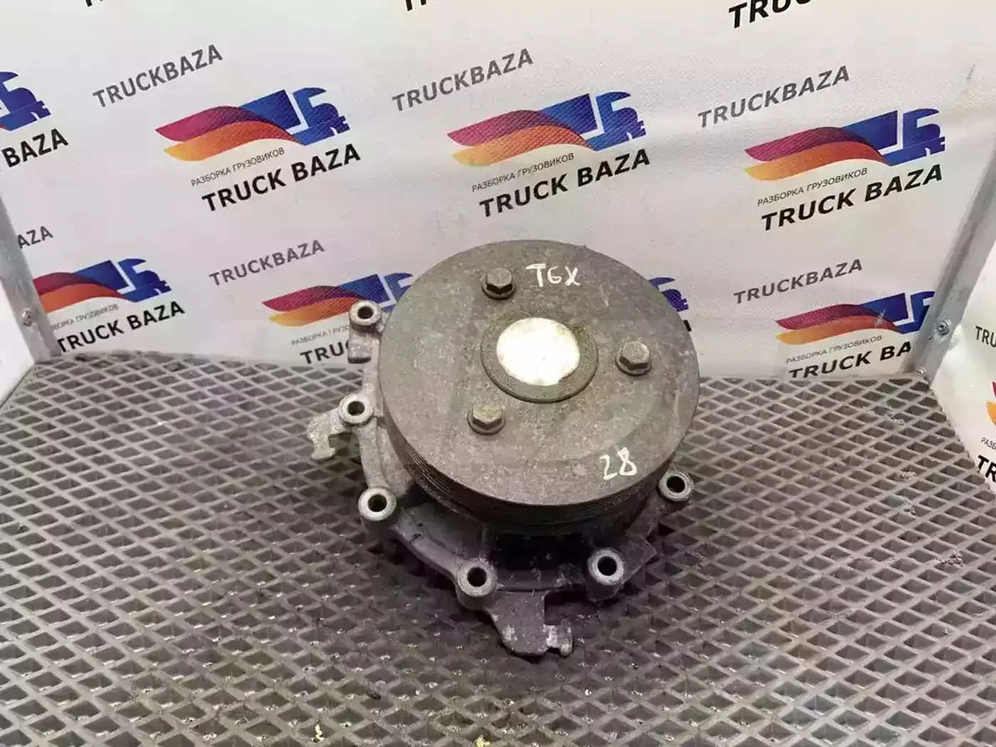 Помпа к MAN TGX 2000
