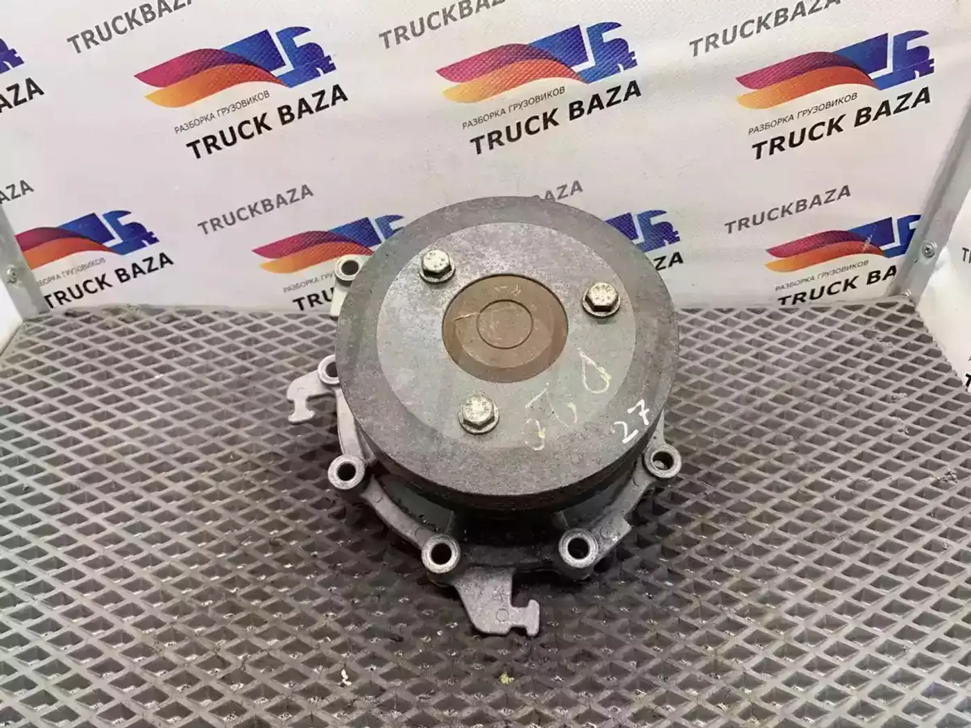 Помпа к MAN TGX 2000