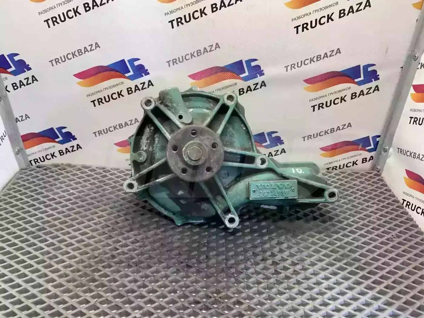 Помпа к Renault Premium 2002