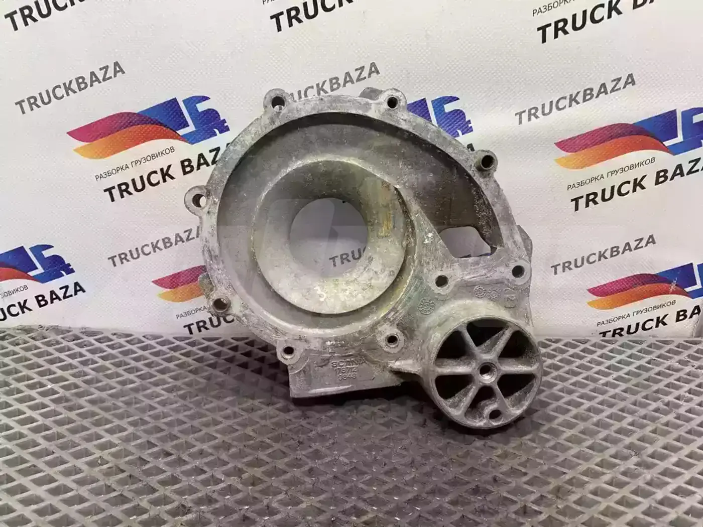 Помпа к Scania  1995