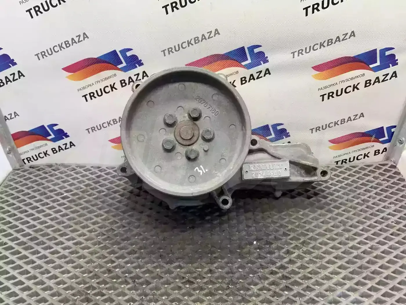 Помпа к Renault Premium 2008