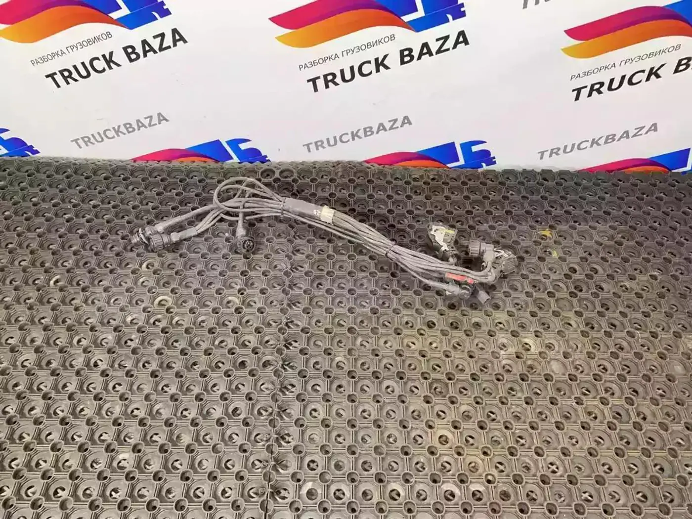 Проводка к Scania  2004