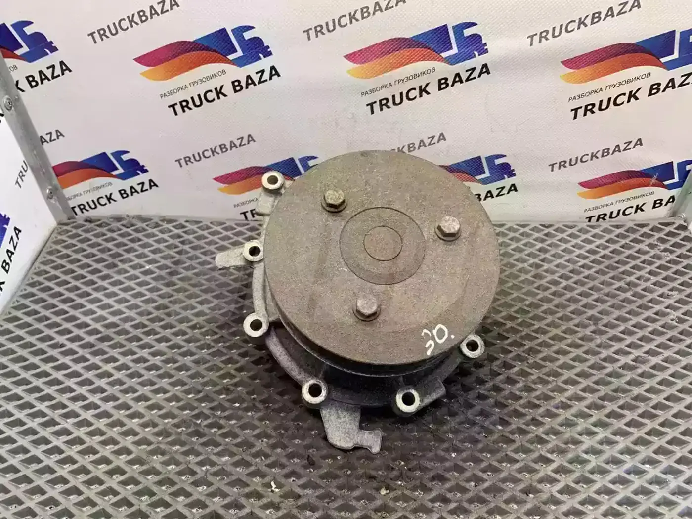 Помпа к MAN TGX 2000