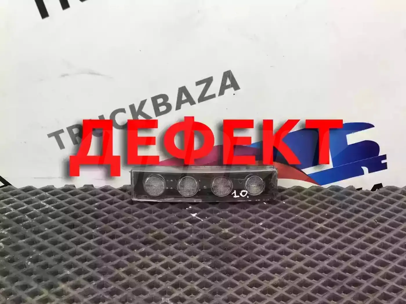 Габаритные огни к Scania  2004