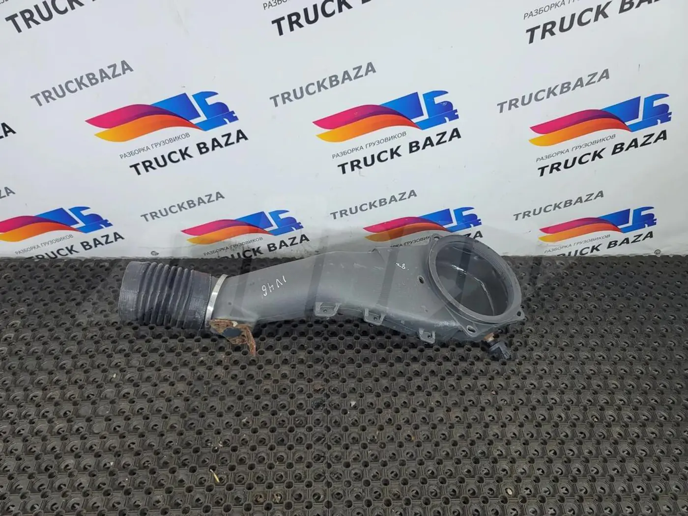 Патрубок к IVECO Stralis 2002