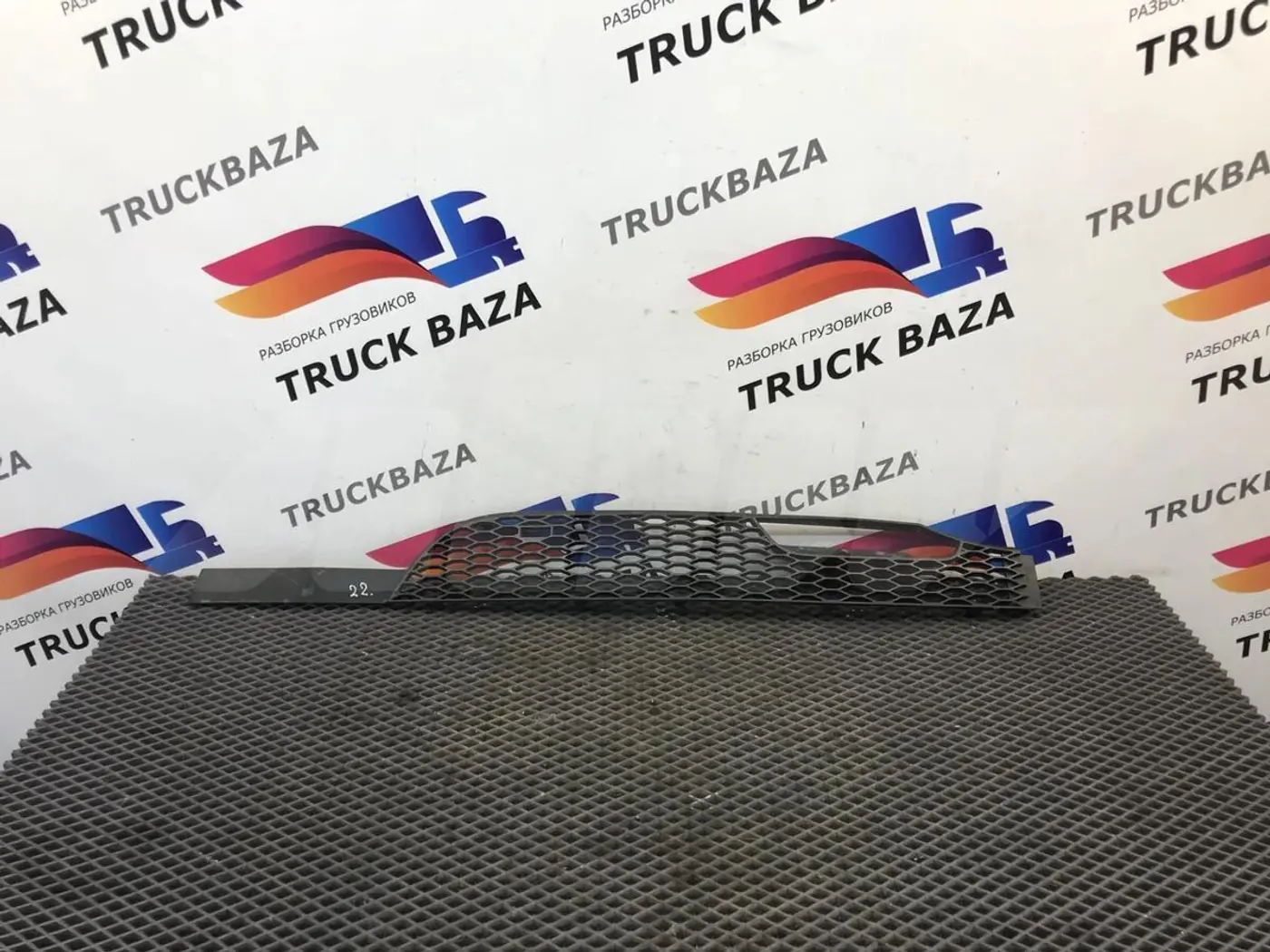 Решетка радиатора к Mercedes-Benz Actros 2008