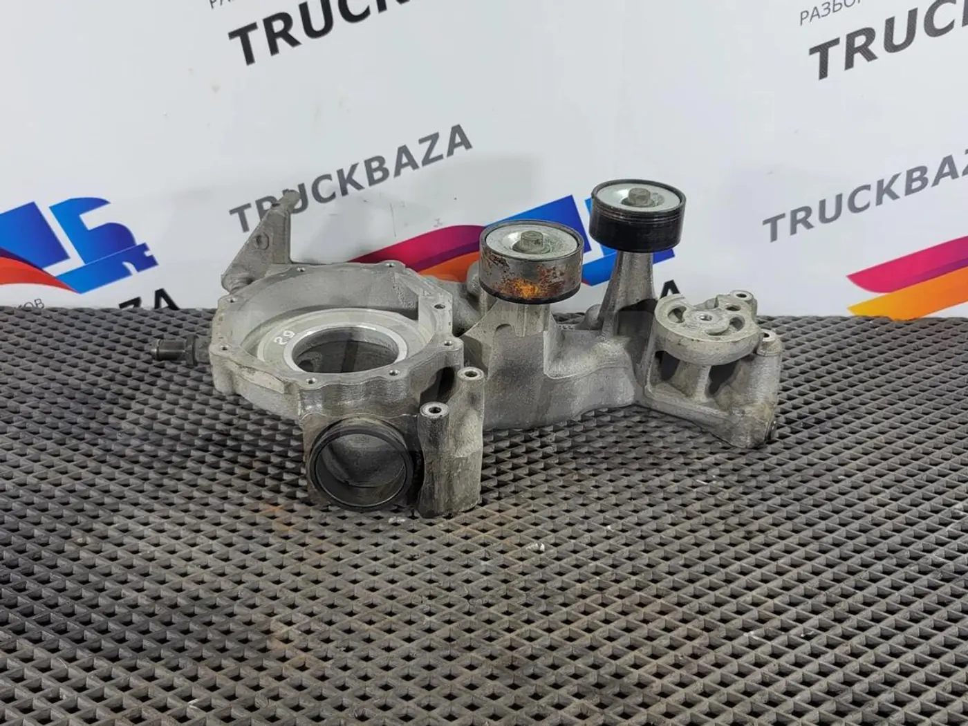 Помпа к MAN TGX 2015