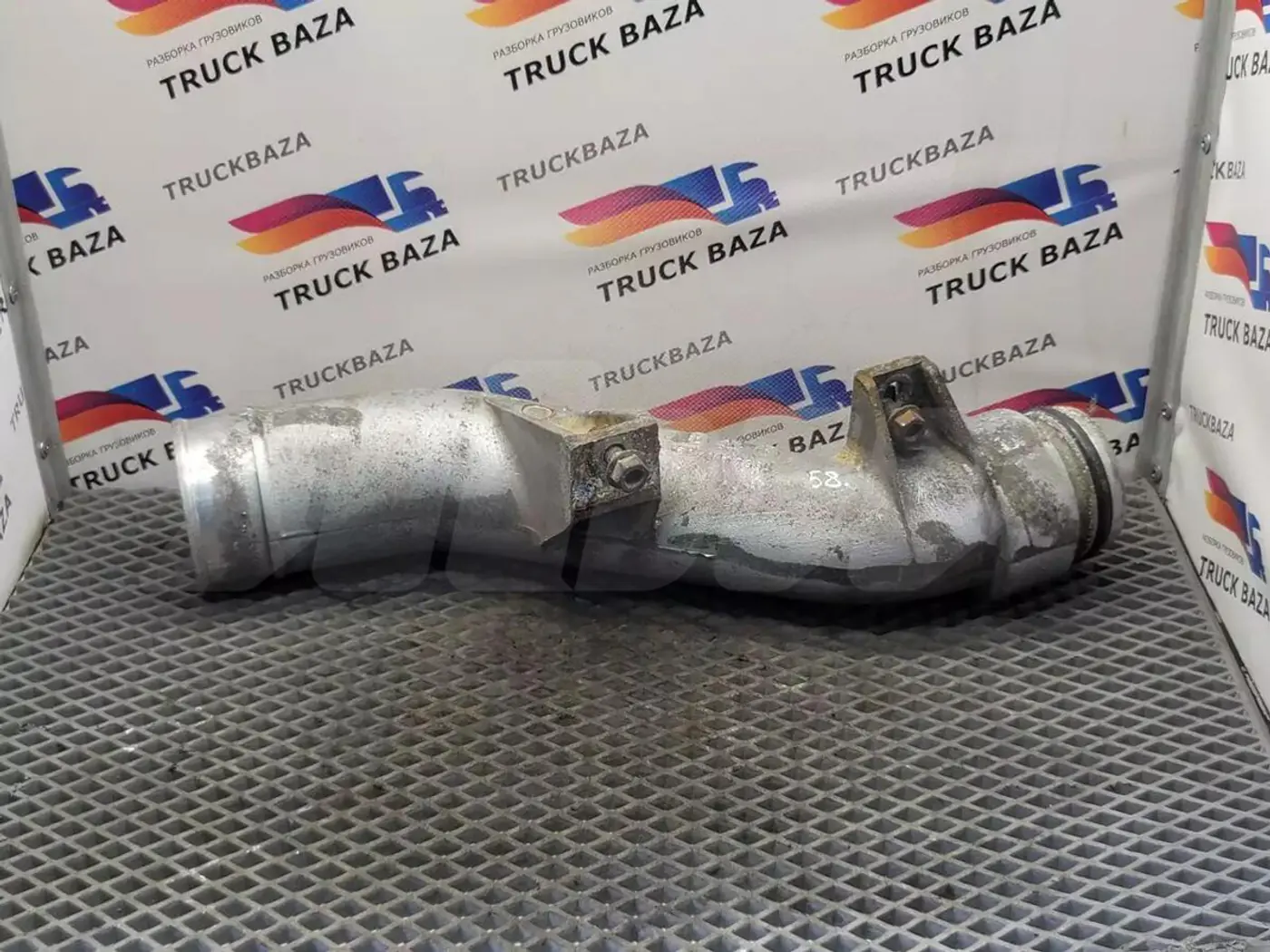 Патрубок интеркулера к Renault Premium 1996