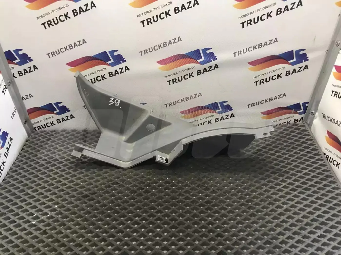 Накладка к IVECO Stralis 2002
