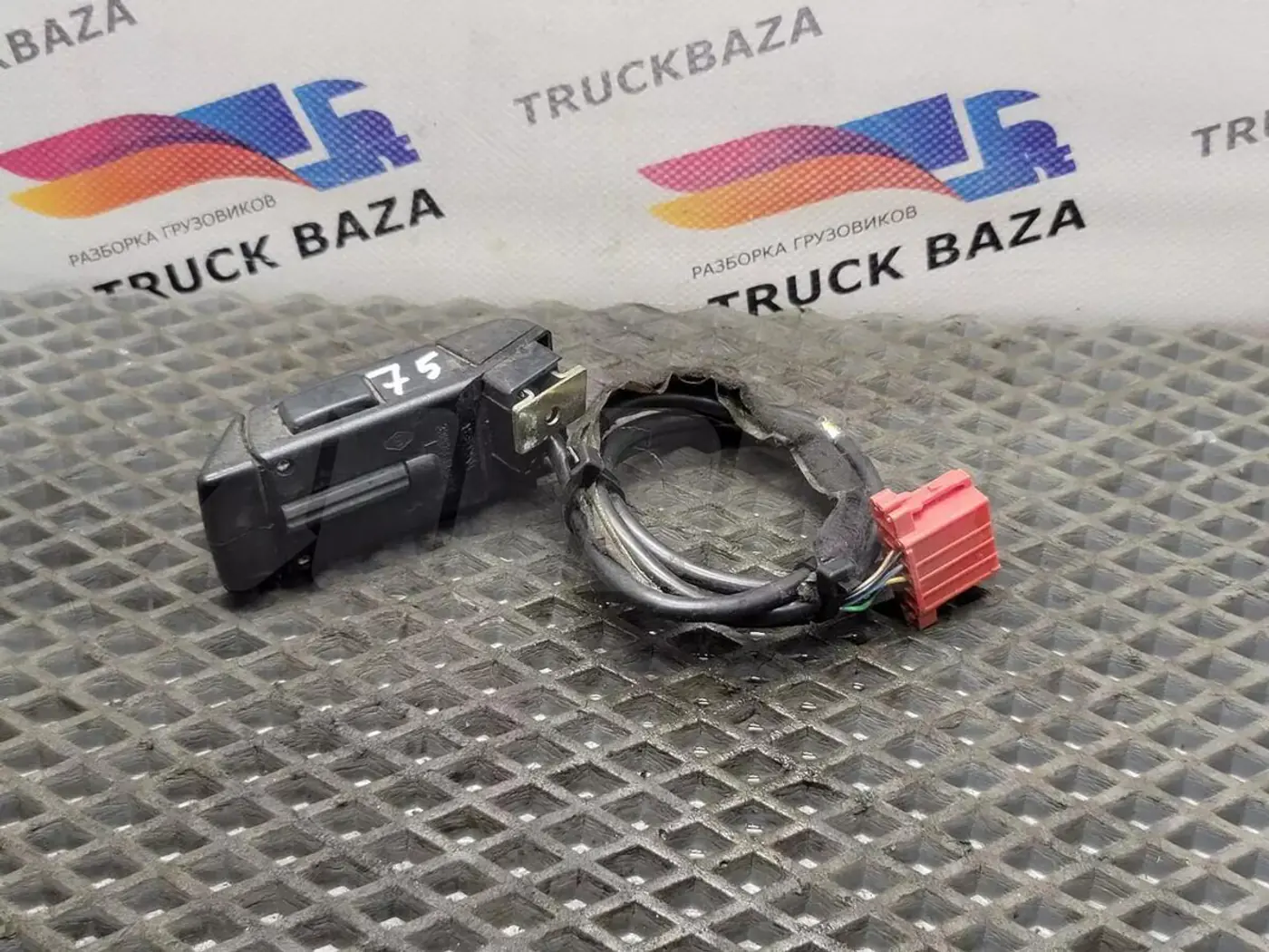 Переключатель к Renault Premium 1996