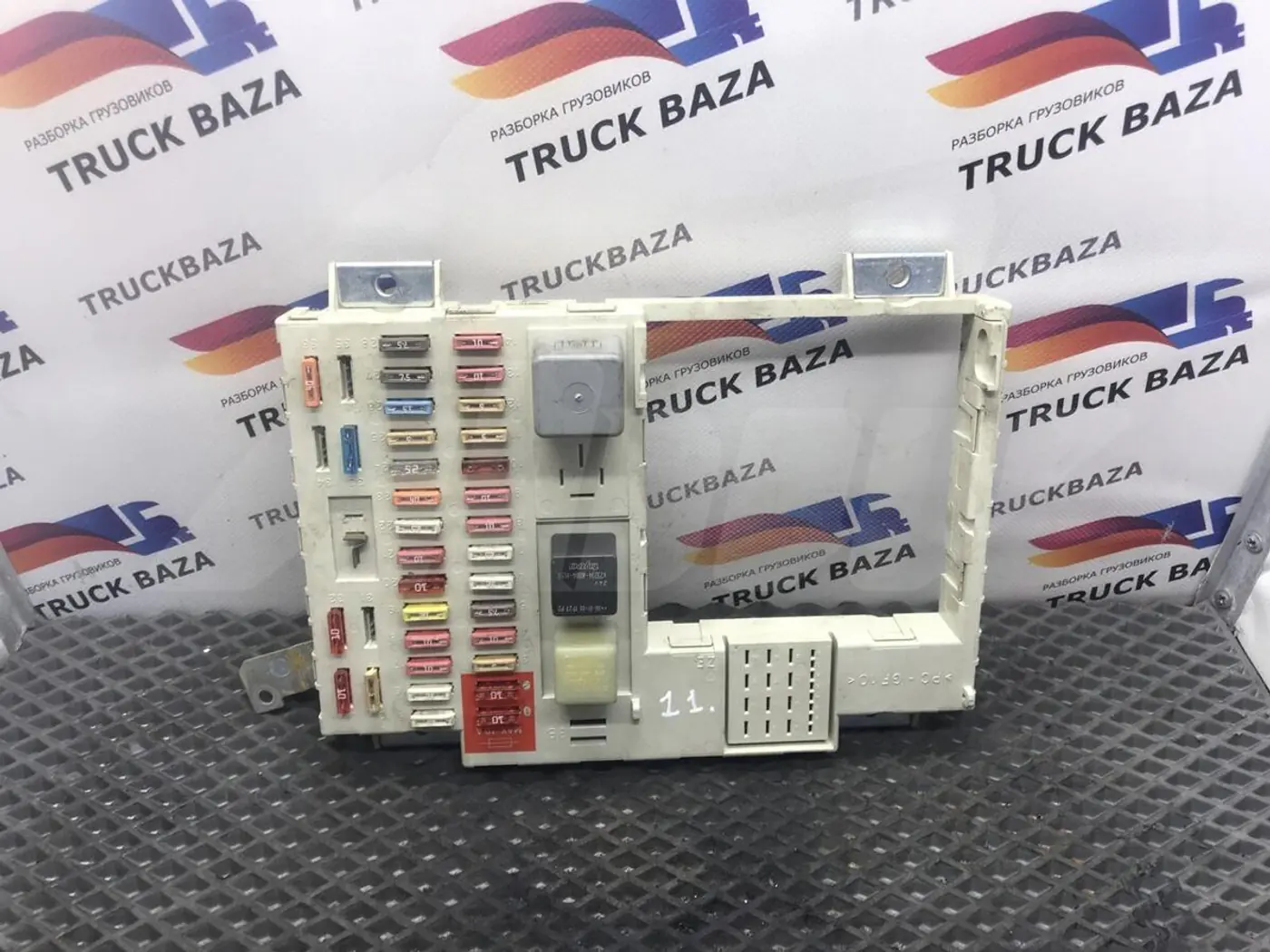 Короб предохранителей к MAN TGX 2007