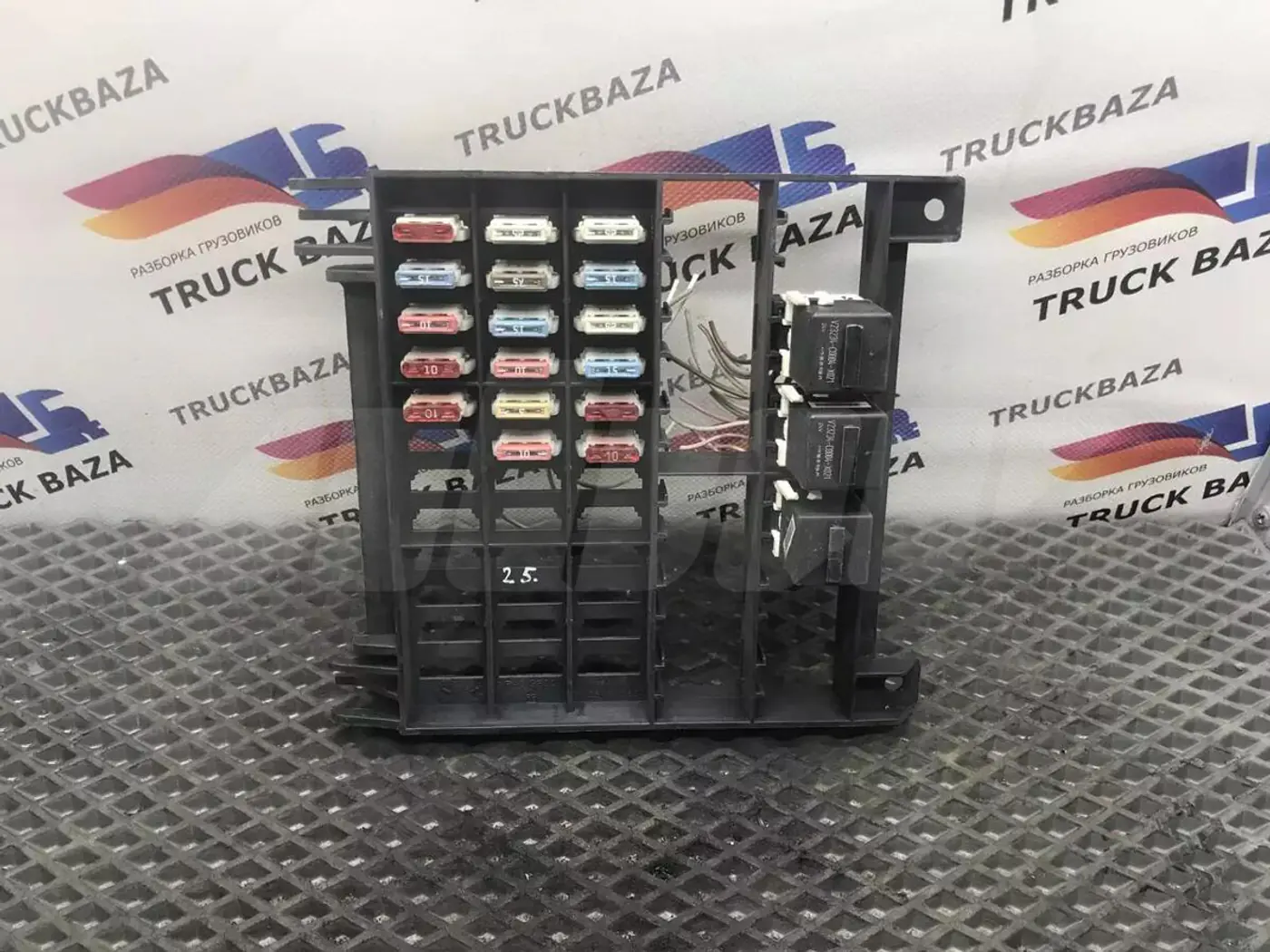 Короб предохранителей к MAN TGX 2007