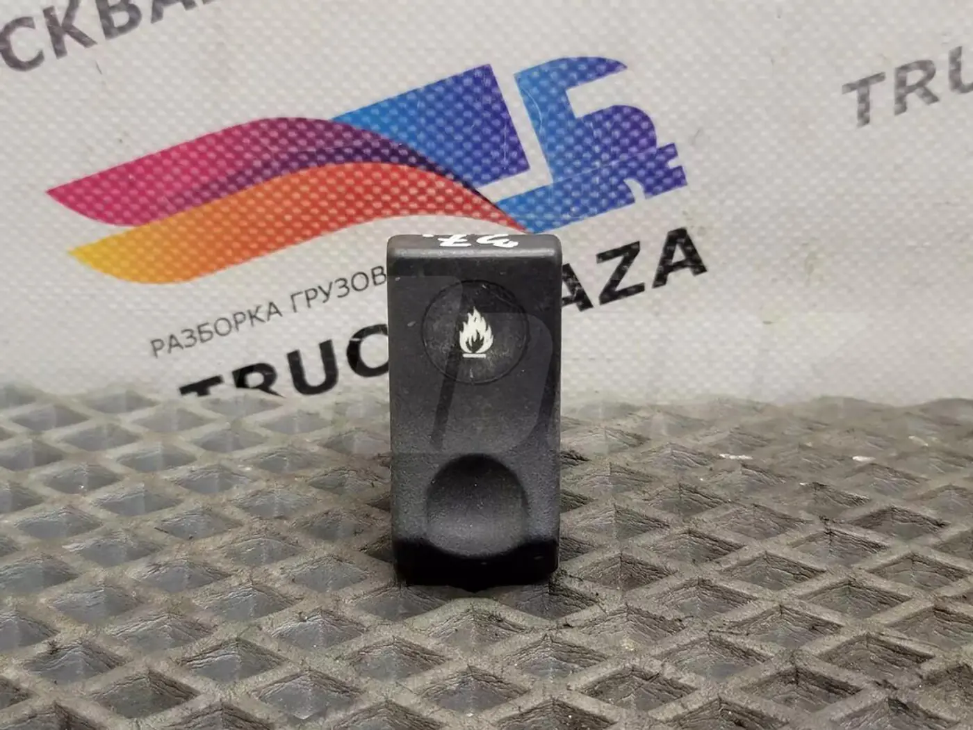 Кнопка  к Renault Premium 2005
