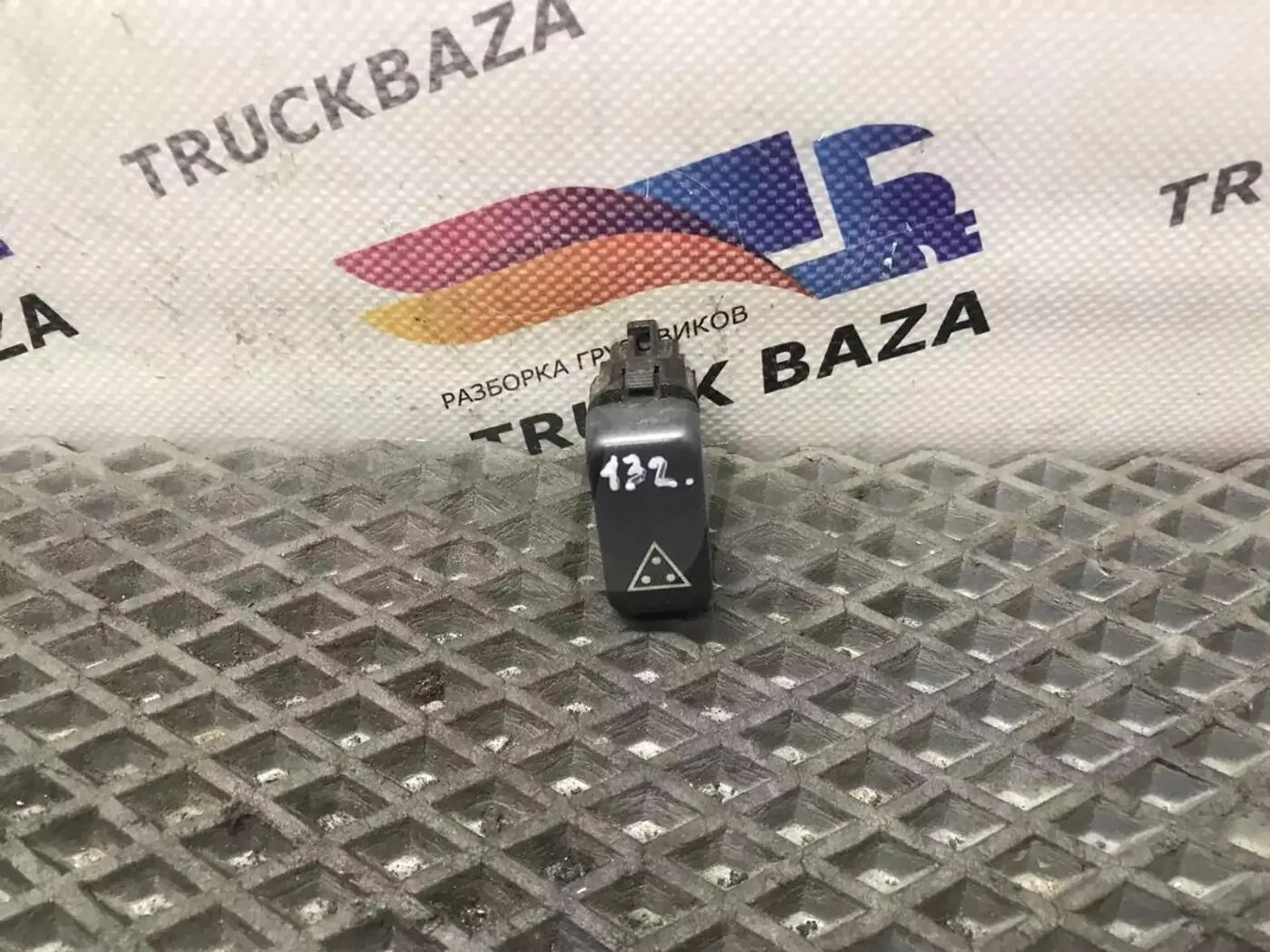 Кнопка  к MAN TGA 2000