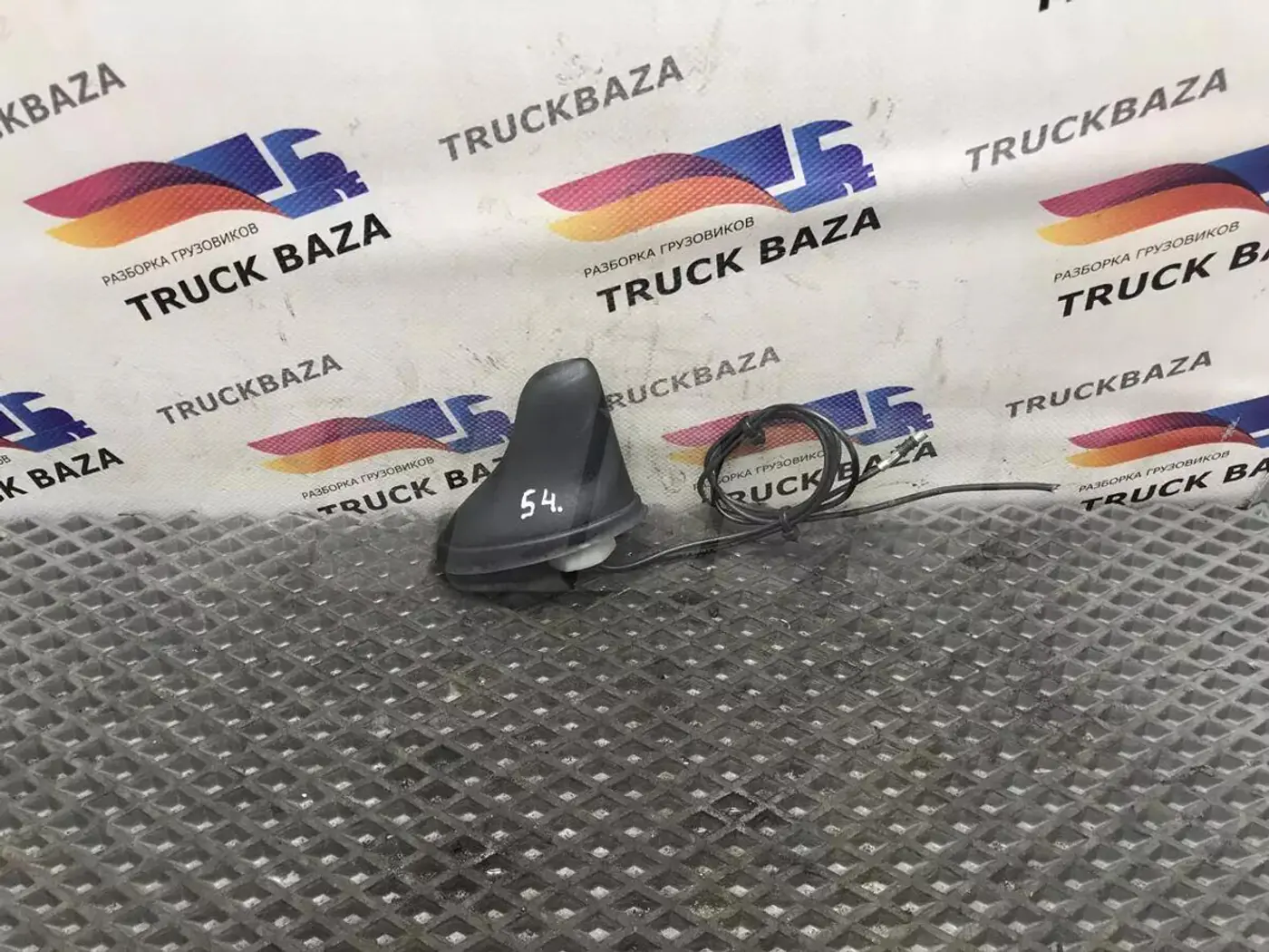 Антенна  к Mercedes-Benz Axor 2004