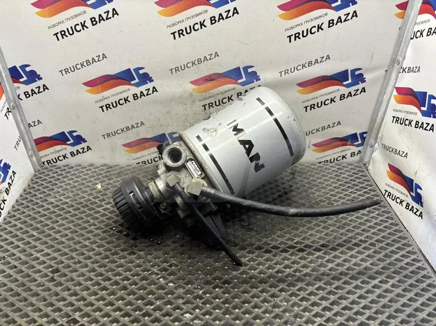 Бачок кондиционера к MAN TGX 2012