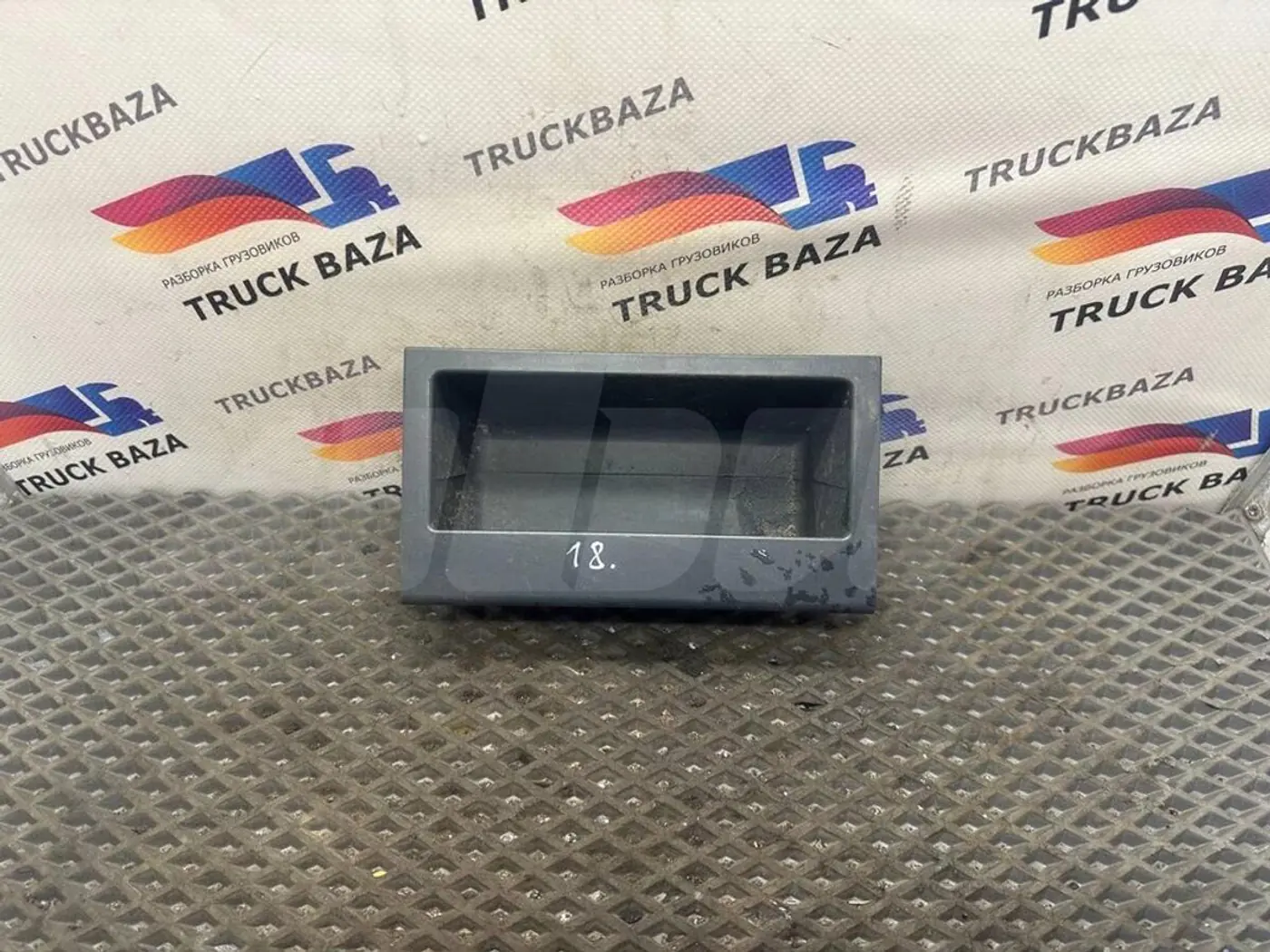 Бардачок к MAN TGA 2000