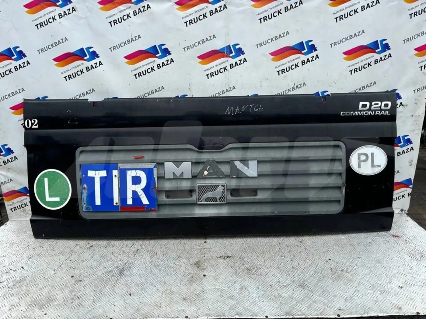 Капот к MAN TGA 2000