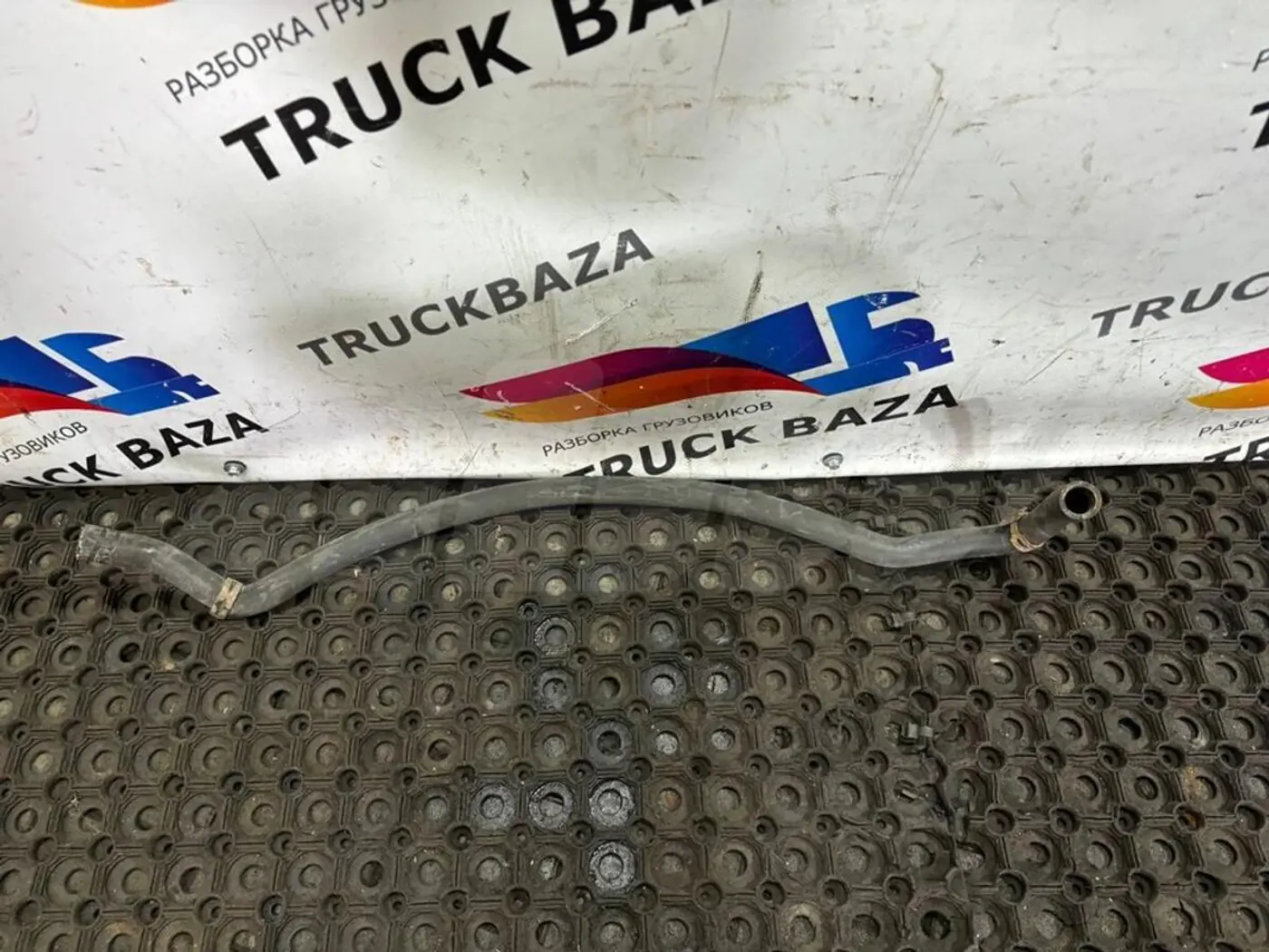 Патрубок к Scania  2017