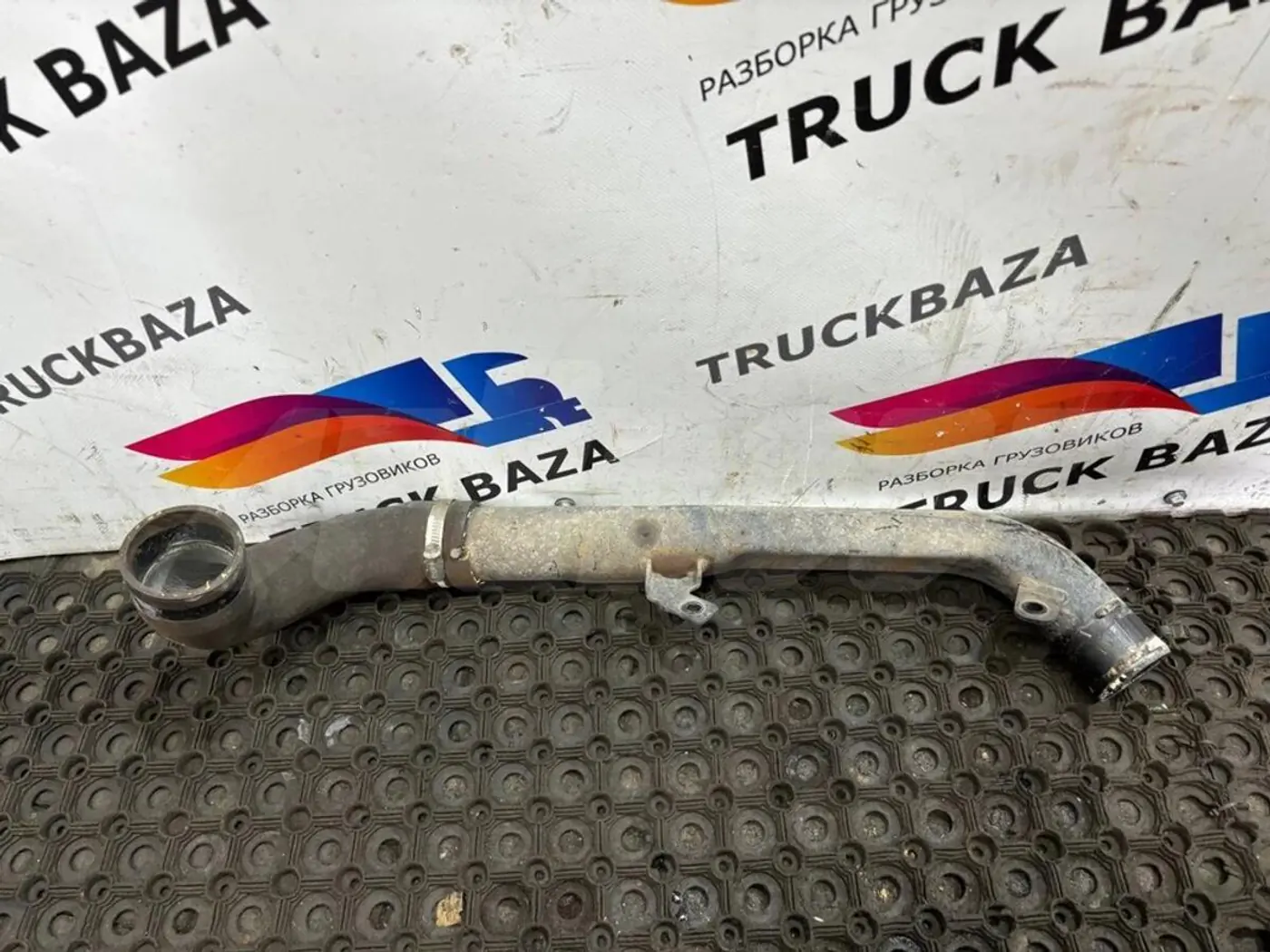 Патрубок к Scania  2018