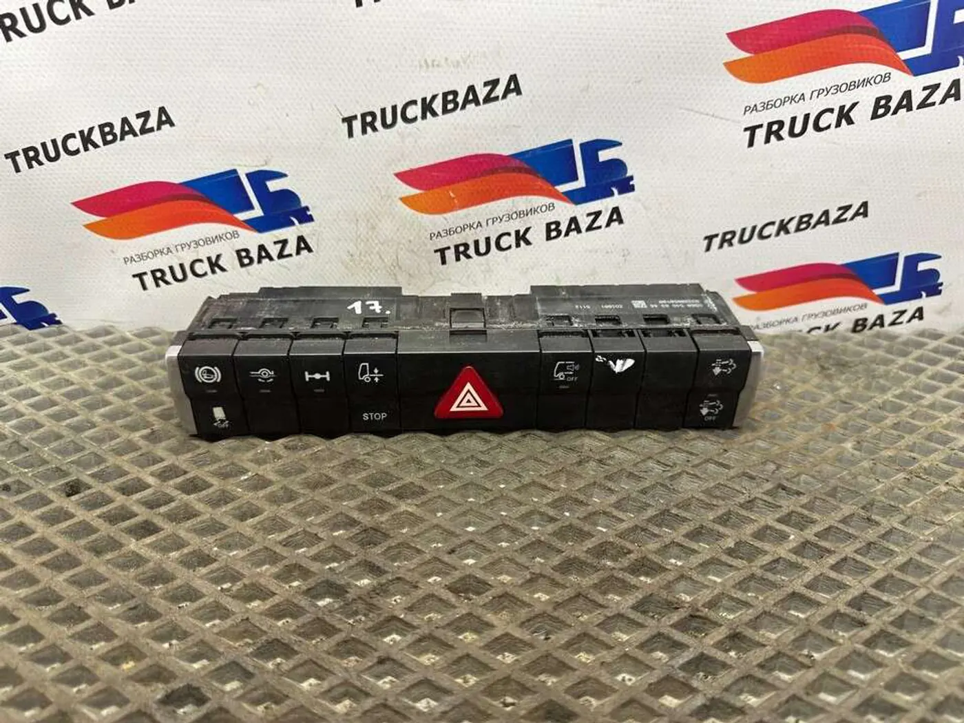 Кнопка  к Mercedes-Benz Actros 2011