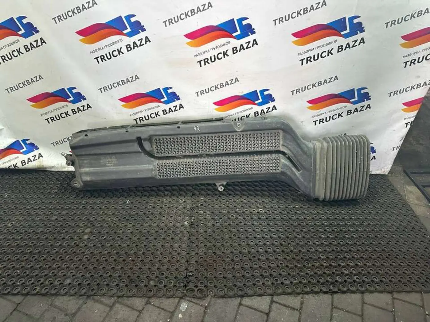 Воздухозаборник к MAN TGA 2000
