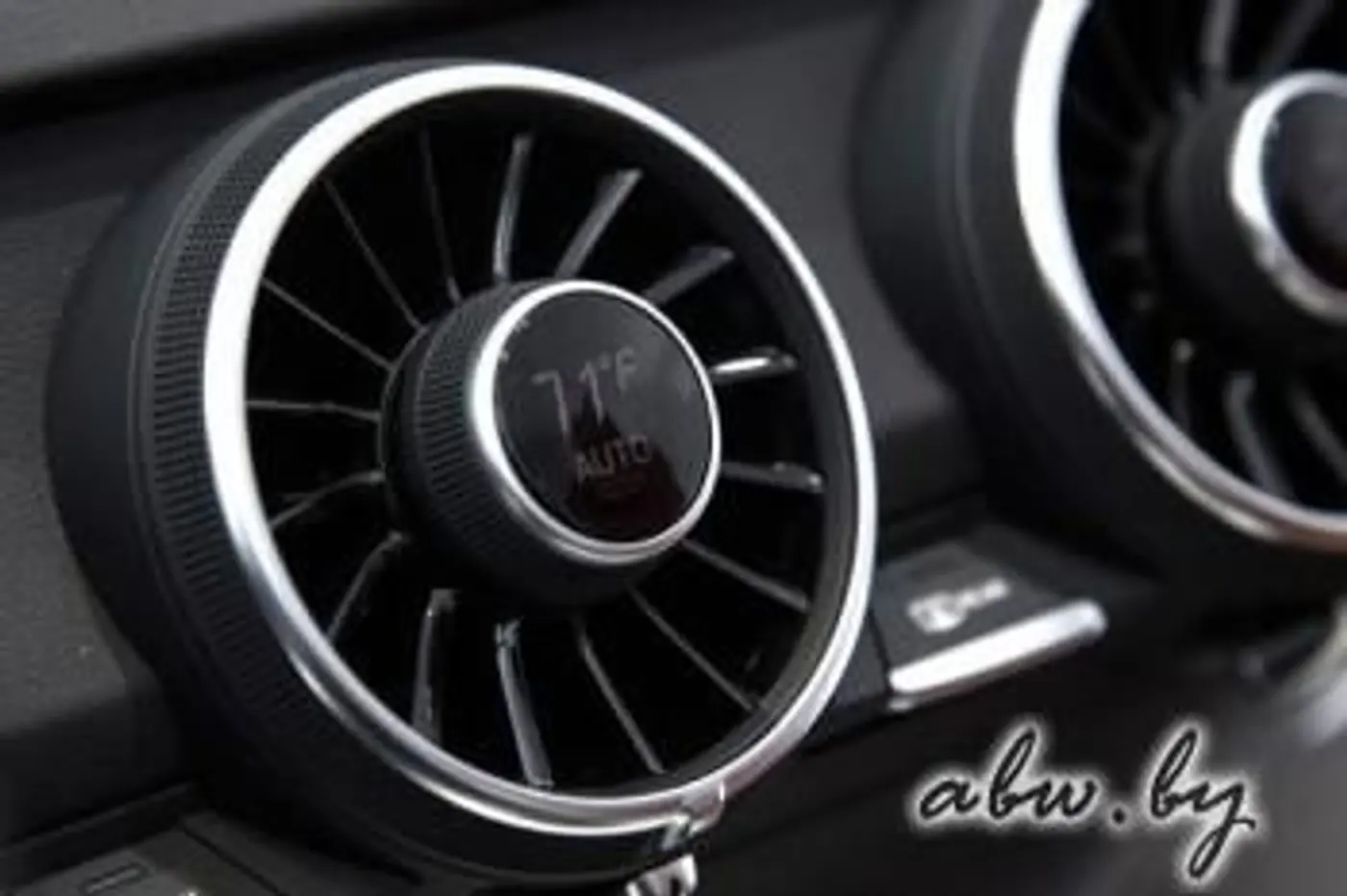 Новый Audi TT получит "цифровой" интерьер