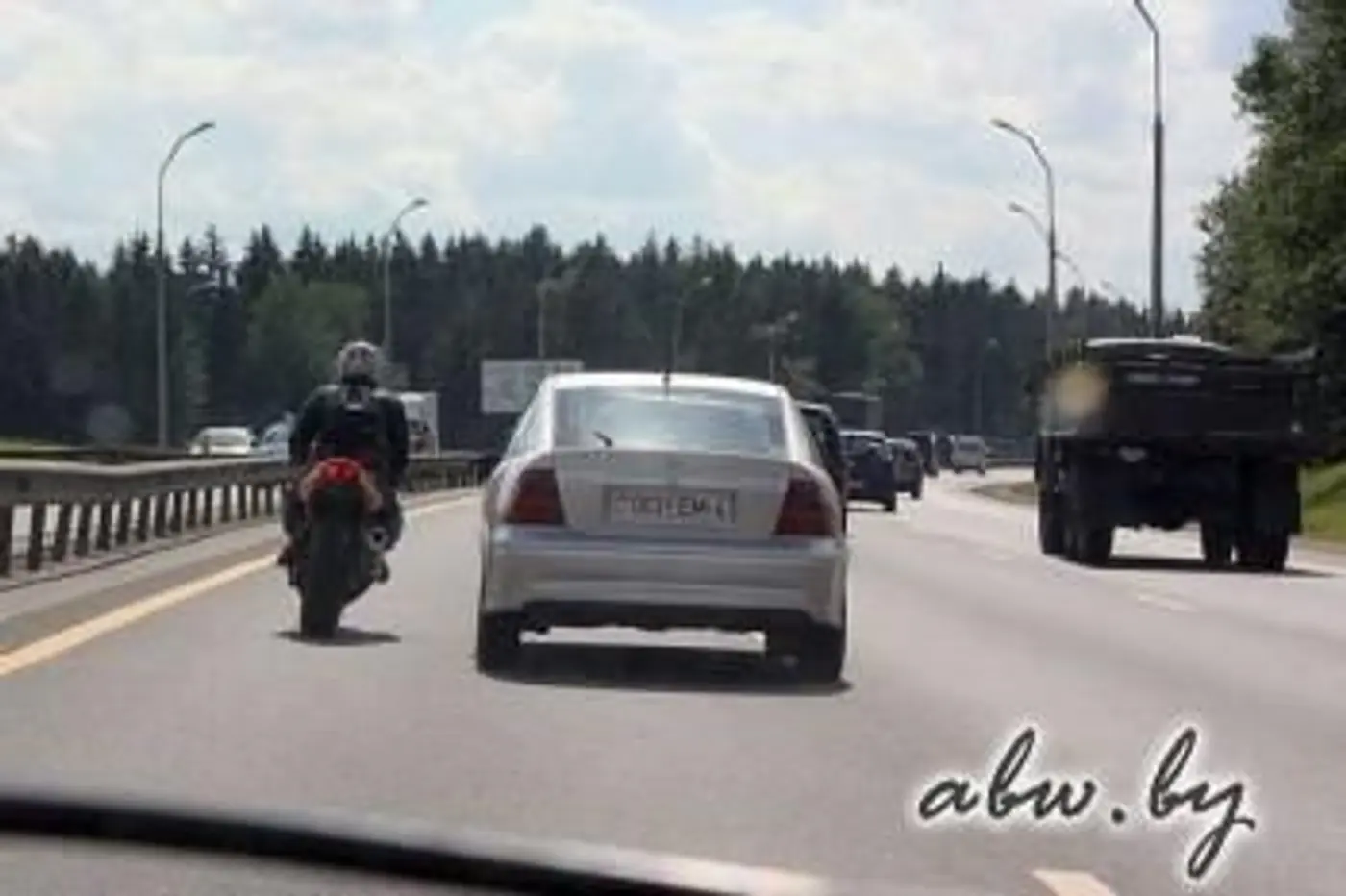 Ты кто такой, байкер?